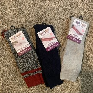Brand new with tags ! Knee high/boot socks sz- 6-11 women